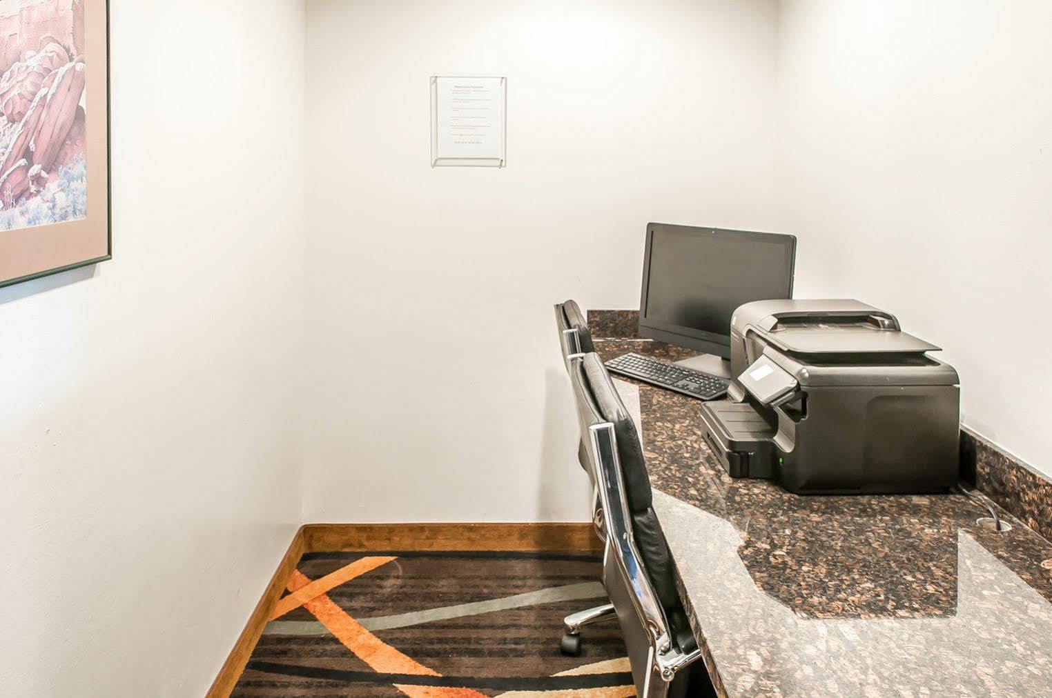 Premier Extended Stay Hobbs Kültér fotó